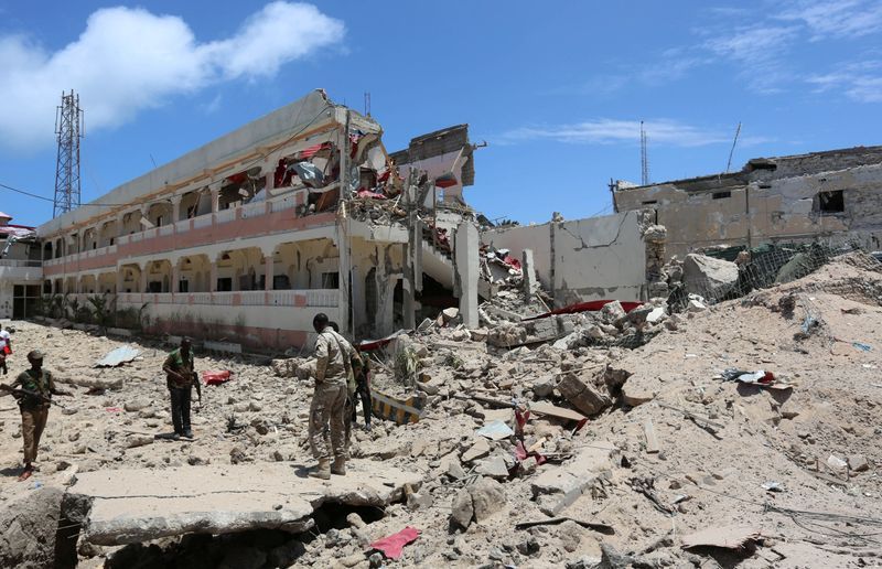 La Somalie déplore cinq morts dans une attaque contre un hôtel à Mogadiscio