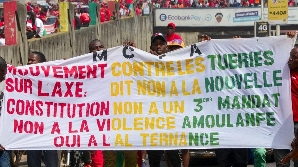 Trois civils tués dans de nouveaux affrontements en Guinée Conakry