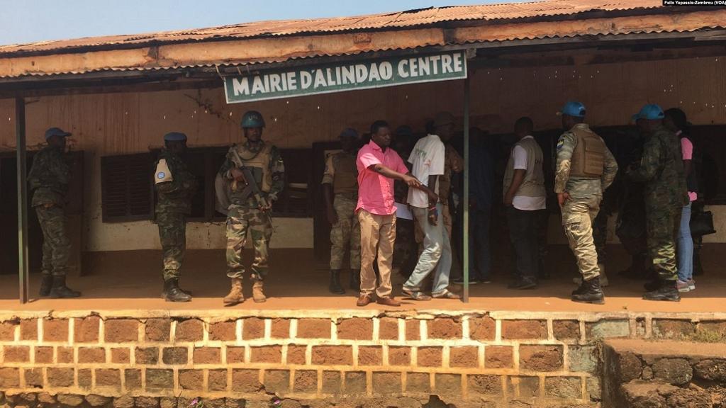 3 morts et une centaine de déplacés dans des affrontements au sud de la Centrafrique