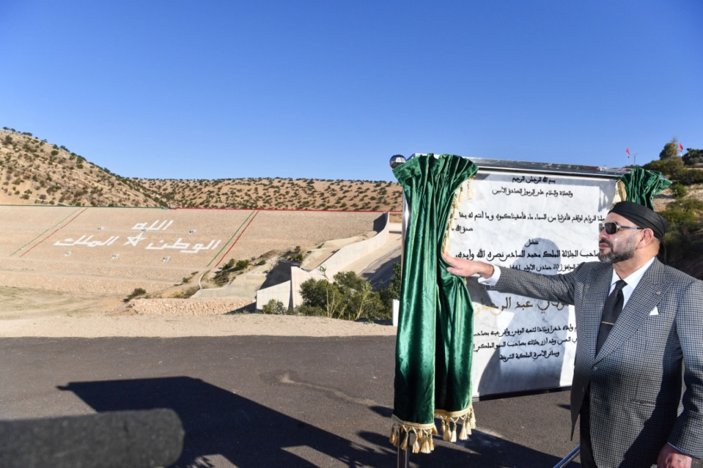 Essaouira: Le Roi Mohammed VI inaugure un barrage et plusieurs projets hydro-agricoles et d’eau potable