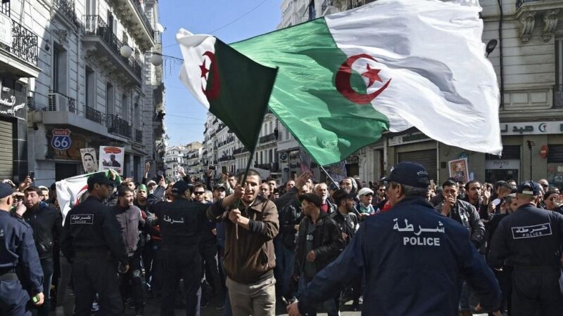 Un acteur du « Hirak » en Algérie risque 4 ans de prison