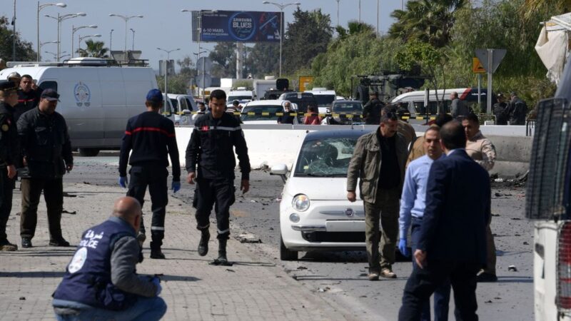 L’ambassade américaine à Tunis visée par un double attentat suicide