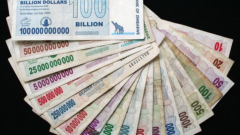 Le taux d’inflation annuel au Zimbabwe plafonne à 500 %