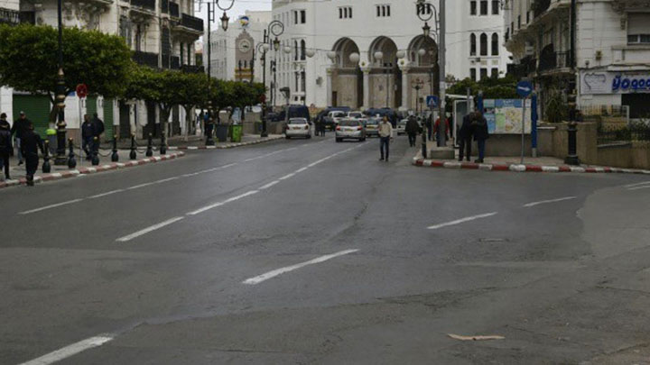 L’Algérie prolonge le confinement jusqu’au 13 juin