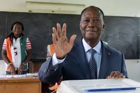 La présidentielle en Côte d’Ivoire aura bien lieu en octobre en dépit du Covid-19