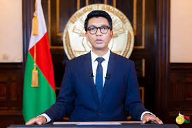 Covid-19 : Le président malgache Rajoelina évince sa ministre de l’éducation