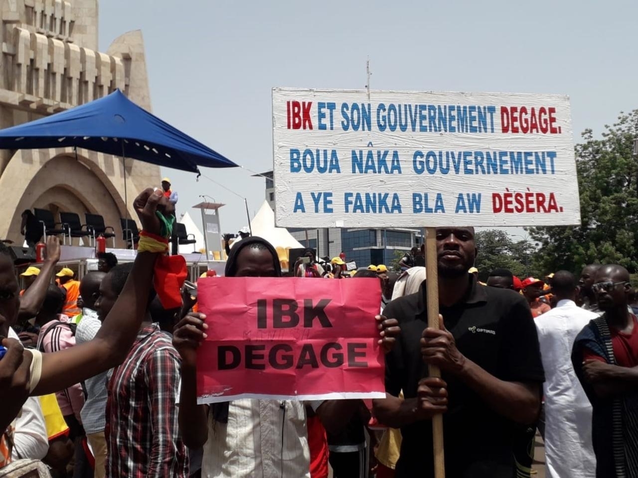 L’opposition malienne rejette les propositions de la CEDEAO et s’accroche à la démission d’IBK