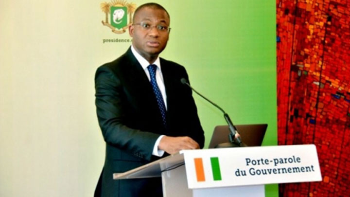 La Côte d’Ivoire interdit les placements d’argent en ligne