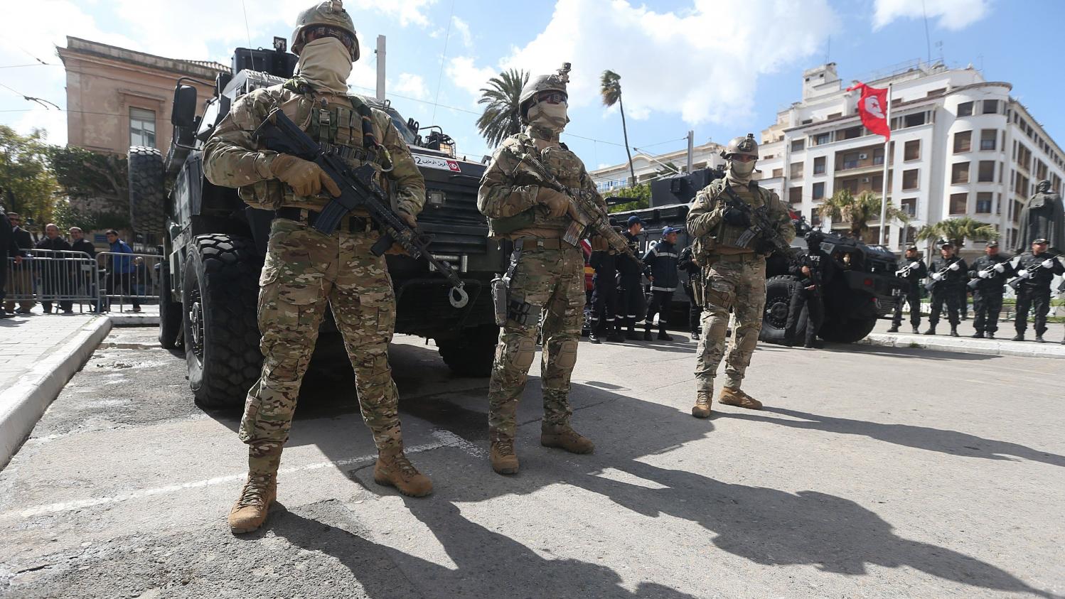 Le Premier ministre tunisien considère que la guerre contre le terrorisme demeure une priorité absolue