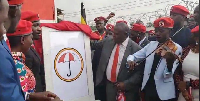 Ouganda-présidentielle 2021 : Bobi Wine lance son parti politique