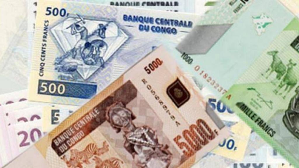 RDC : le président Tshisekedi exige des mesures pour arrêter la dépréciation du Franc congolais