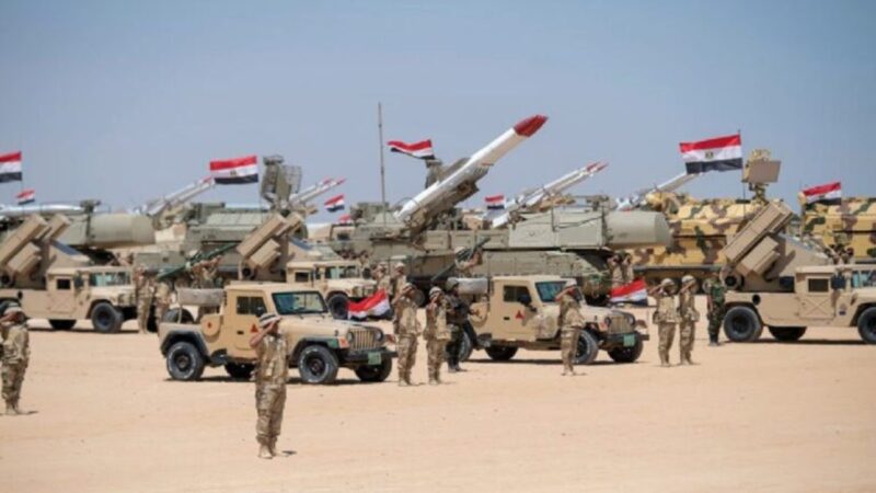Le parlement égyptien autorise l’armée à intervenir en Libye