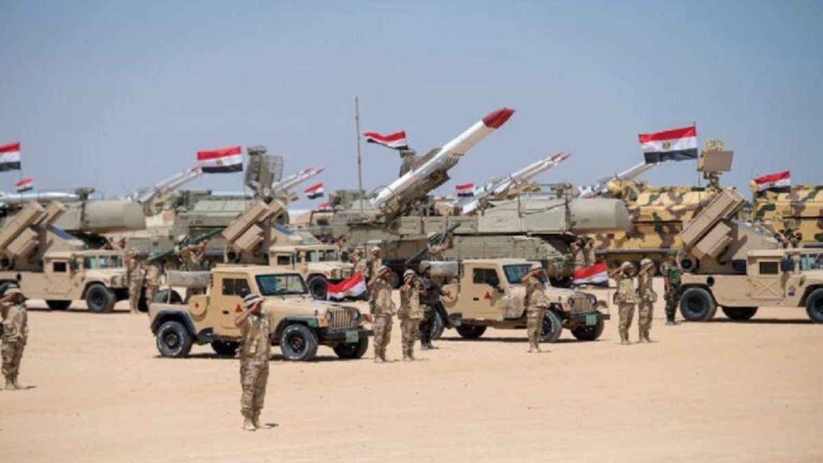 Le parlement égyptien autorise l’armée à intervenir en Libye