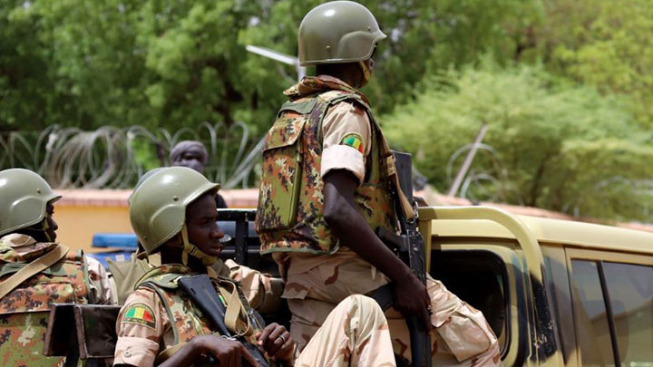 L’armée malienne déplore la mort de 5 soldats dans deux attaques simultanées