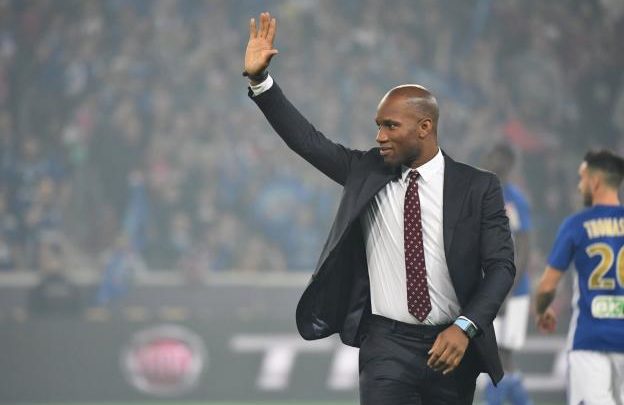 Football : Didier Drogba exclu des candidats à la FIF