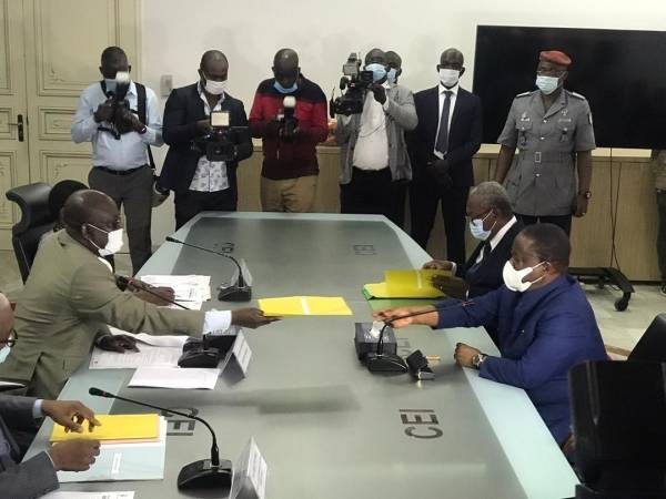 Côte d’Ivoire/Présidentielle : Konan Bédié et Affi N’Guessan déposent leurs candidatures
