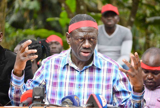 Ouganda : L’opposant Besigye ne sera pas candidat à la présidentielle 2021