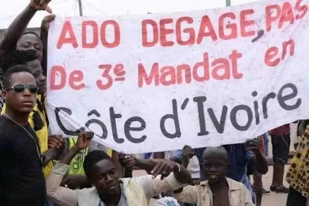 Le gouvernement ivoirien interdit les manifestations en lieux publics jusqu’au 15 septembre