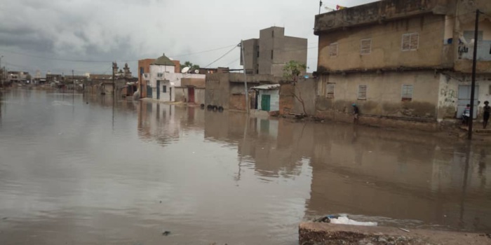Sénégal/Inondations : Macky Sall annonce une aide d’urgence de plus de 15 millions d’euros