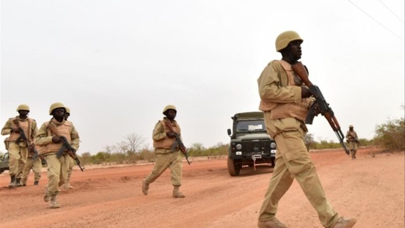 Burkina Faso : Quatorze soldats tués dans une attaque en pleine campagne électorale