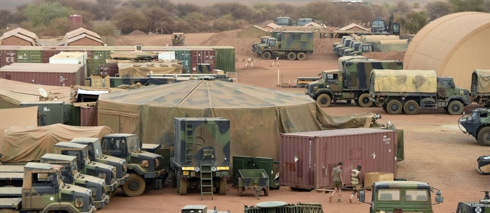 Al Qaïda revendique l’attaque de trois bases de l’armée française au Mali