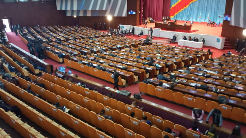 RDC/Parlement : Le PM Sylvestre Ilunga et son gouvernement destitués