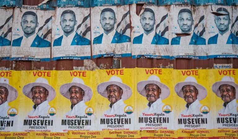 Les ougandais élisent leur président