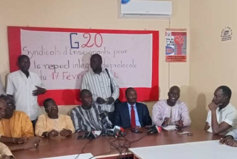 Sénégal : Les syndicats d’enseignants décrètent une journée de grève suite à une série d’arrestations