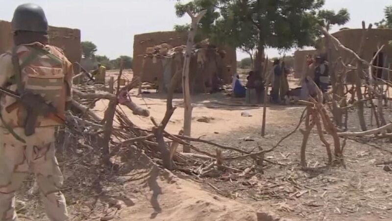 Le Niger décrète un deuil national de trois jours après les dernières attaques ayant fait 137 morts