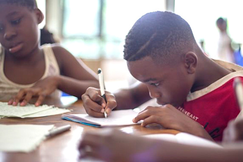 Togo ambitionne de connecter ses écoles à Internet