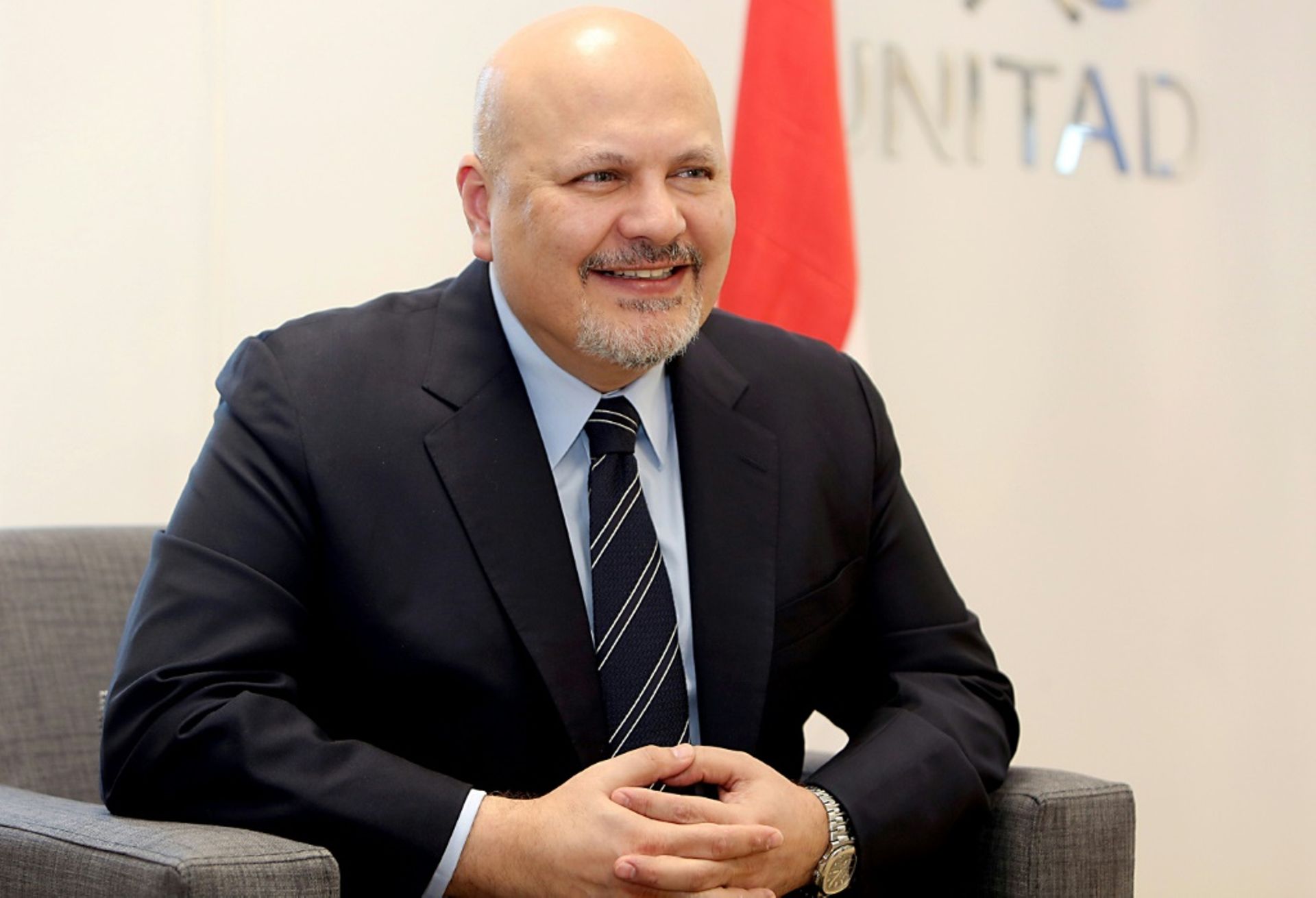 Le nouveau procureur général de la CPI Karim Khan investi