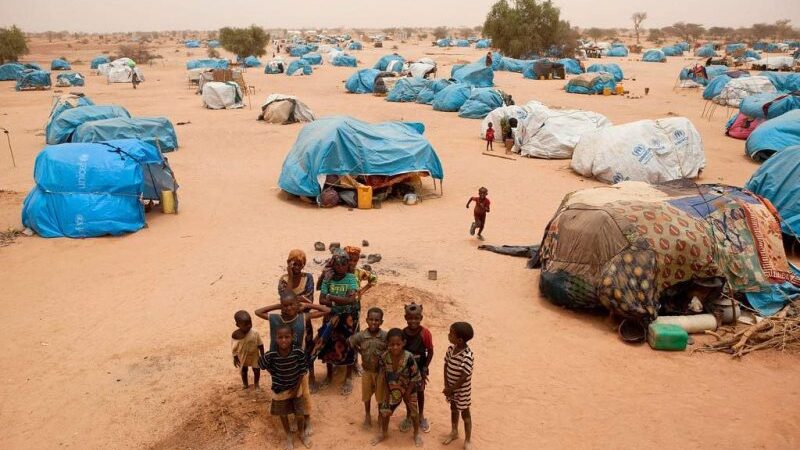 Le président du Niger, Bazoum s’explique sur la fermeture d’un site de réfugiés maliens