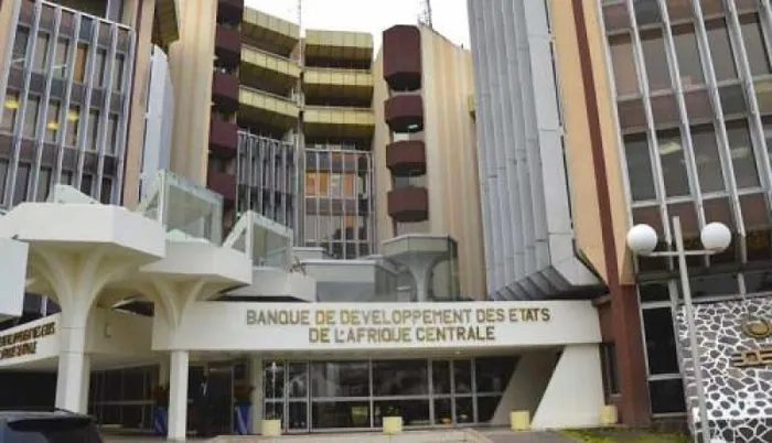La BDEAC octroie 32,8 milliards FCFA pour la construction d’un corridor entre le Congo et le Gabon