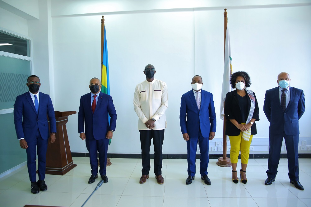 Rwanda : Visite de travail qu’effectue le ministre inspecteur général chargé de l’administration de l’État de l’Angola