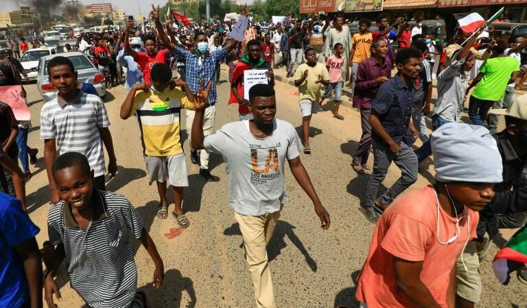 Soudan : Les partisans d’un pouvoir civil dans la rue pour réclamer le départ des militaires