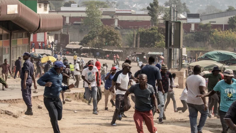 Une manifestation en Eswatini se solde par un mort et 80 blessés