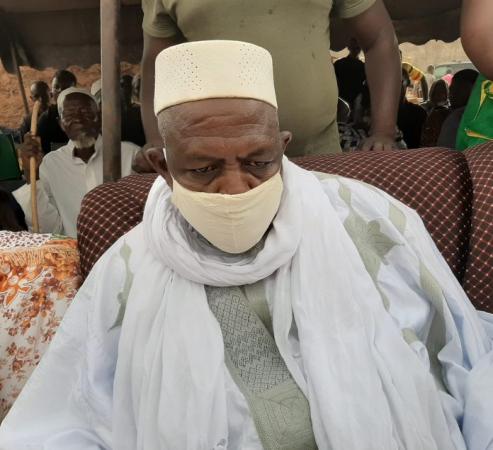 La «gestion actuelle» de la transition au Mali inquiète l’imam Dicko  
