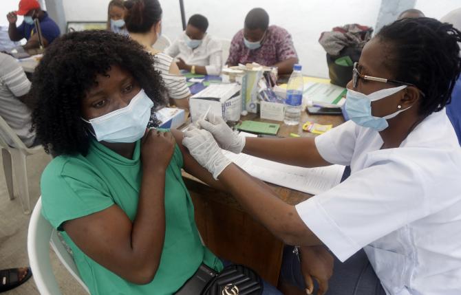 Covid-19 : Le Niger réceptionne près d’un million de doses de vaccins, mais la population est réticente