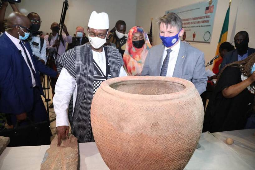 Les Etats-Unis restituent au Mali des centaines d’objets archéologiques pillés