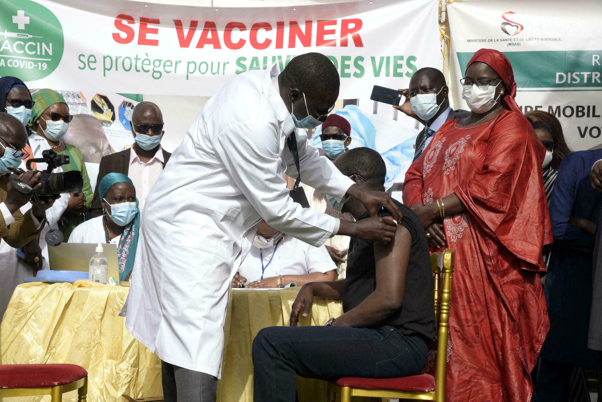 Covid-19 : Le Sénégal autorise les doses de rappels et élargit sa campagne vaccinale  