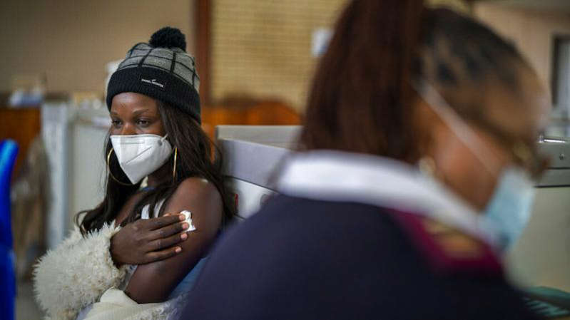 France : Les voyageurs sud-africains vaccinés exemptés d’observer la quarantaine