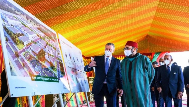 Maroc-Santé : Le Roi Mohammed VI lance la construction d’une usine de fabrication de vaccins à Benslimane