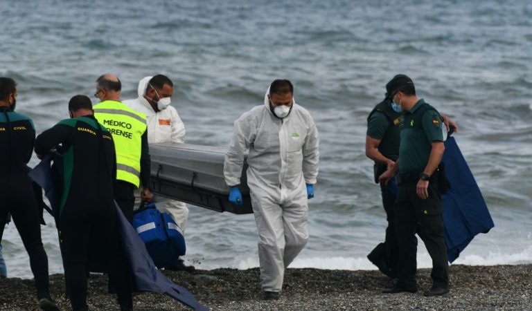 Plus de 4.400 migrants décédés en Méditerranée ou disparus lors de leur traversée vers l’Espagne en 2021 (ONG)
