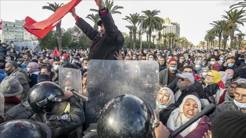 Tunisie : Des ONG dénoncent une «répression» policière lors d’une manifestation