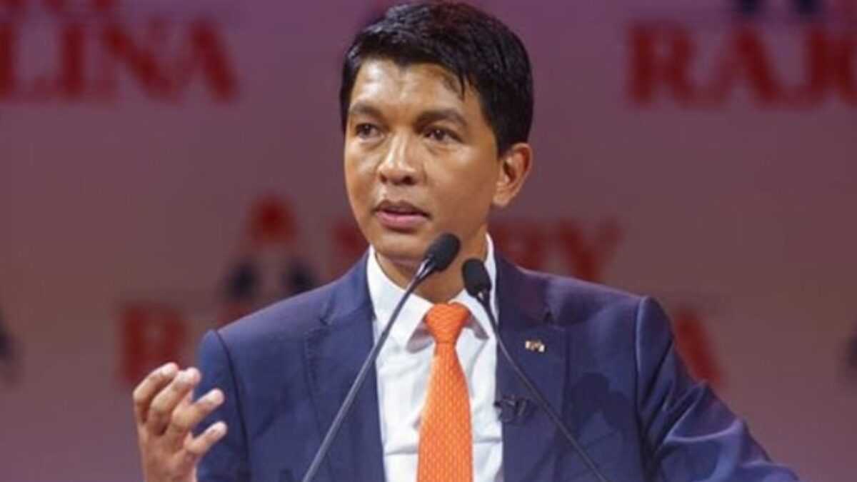 Madagascar: Rajoelina remanie son gouvernement
