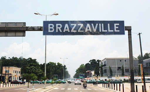 Le Congo-Brazzaville lève le couvre-feu et rouvre ses frontières
