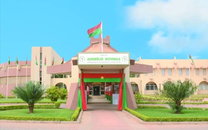 Burkina Faso: Entrée en fonction de l’assemblée législative de la transition