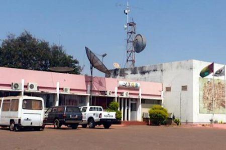 Bissau : Le gouvernement menace de mettre en prison les dirigeants de radios «illégales»