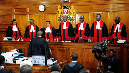 Kenya : La Cour suprême invalide un projet de réforme constitutionnelle initié par Kenyatta