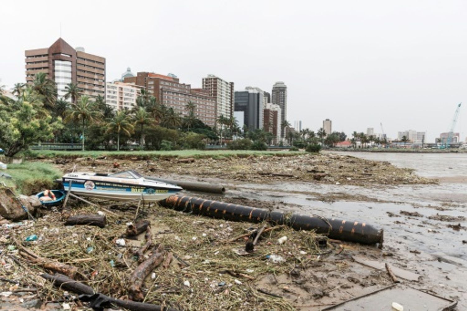 Afrique du Sud/Inondations: Ampleur des dégâts stupéfiante, 400 soldats déployés dans la région de Durban